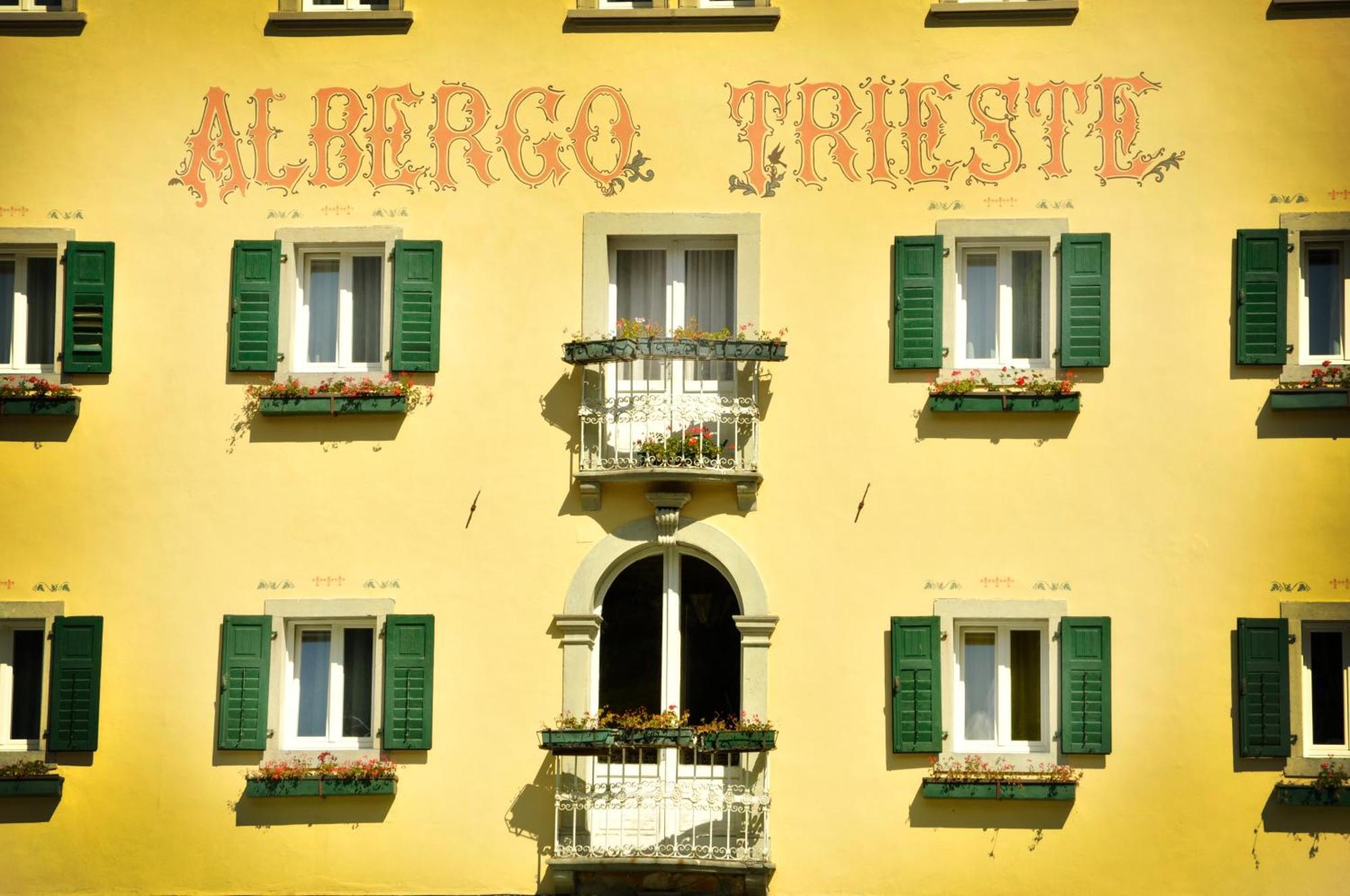 Albergo Trieste Lorenzago Di Cadore Eksteriør billede