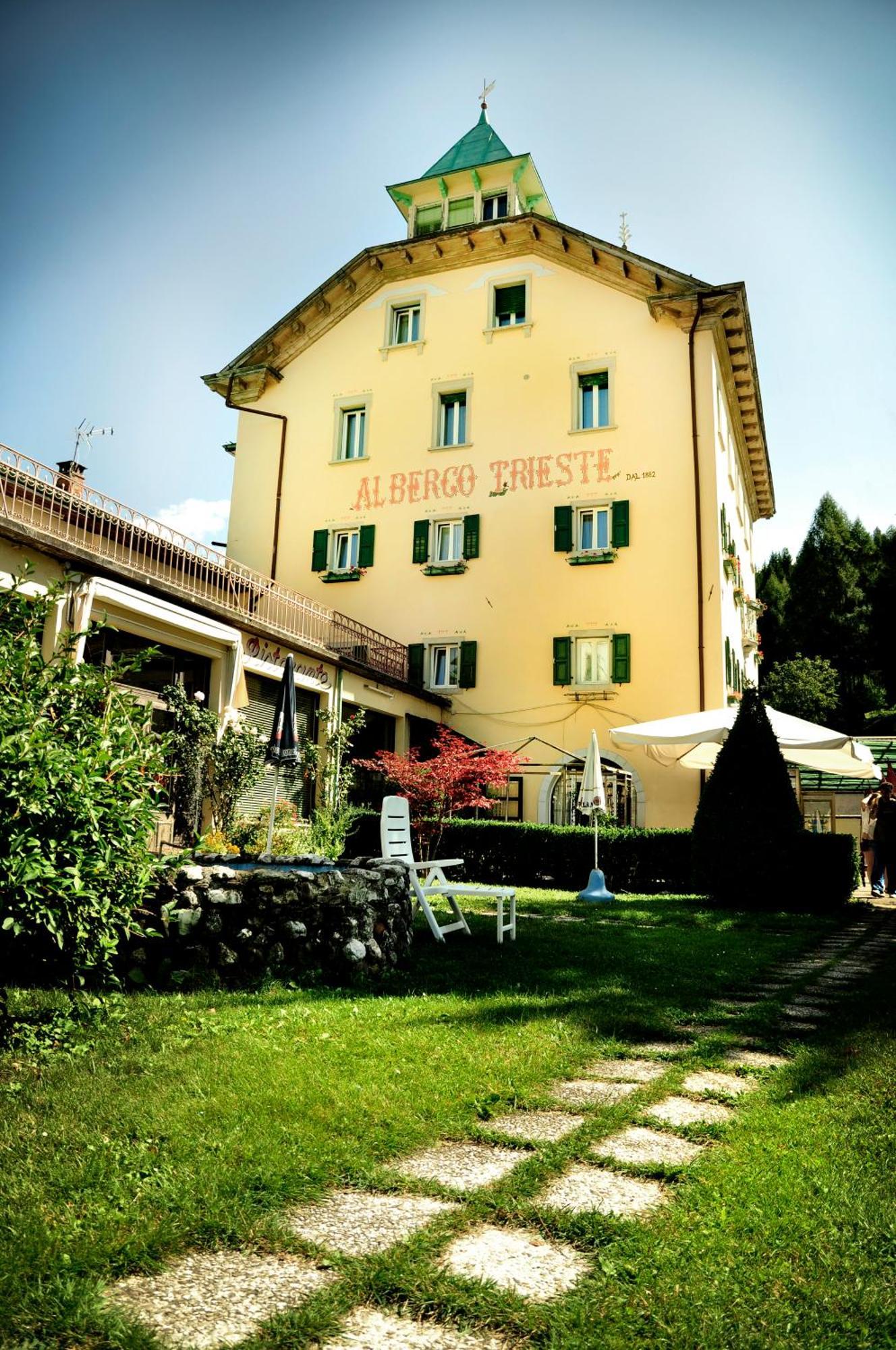 Albergo Trieste Lorenzago Di Cadore Eksteriør billede