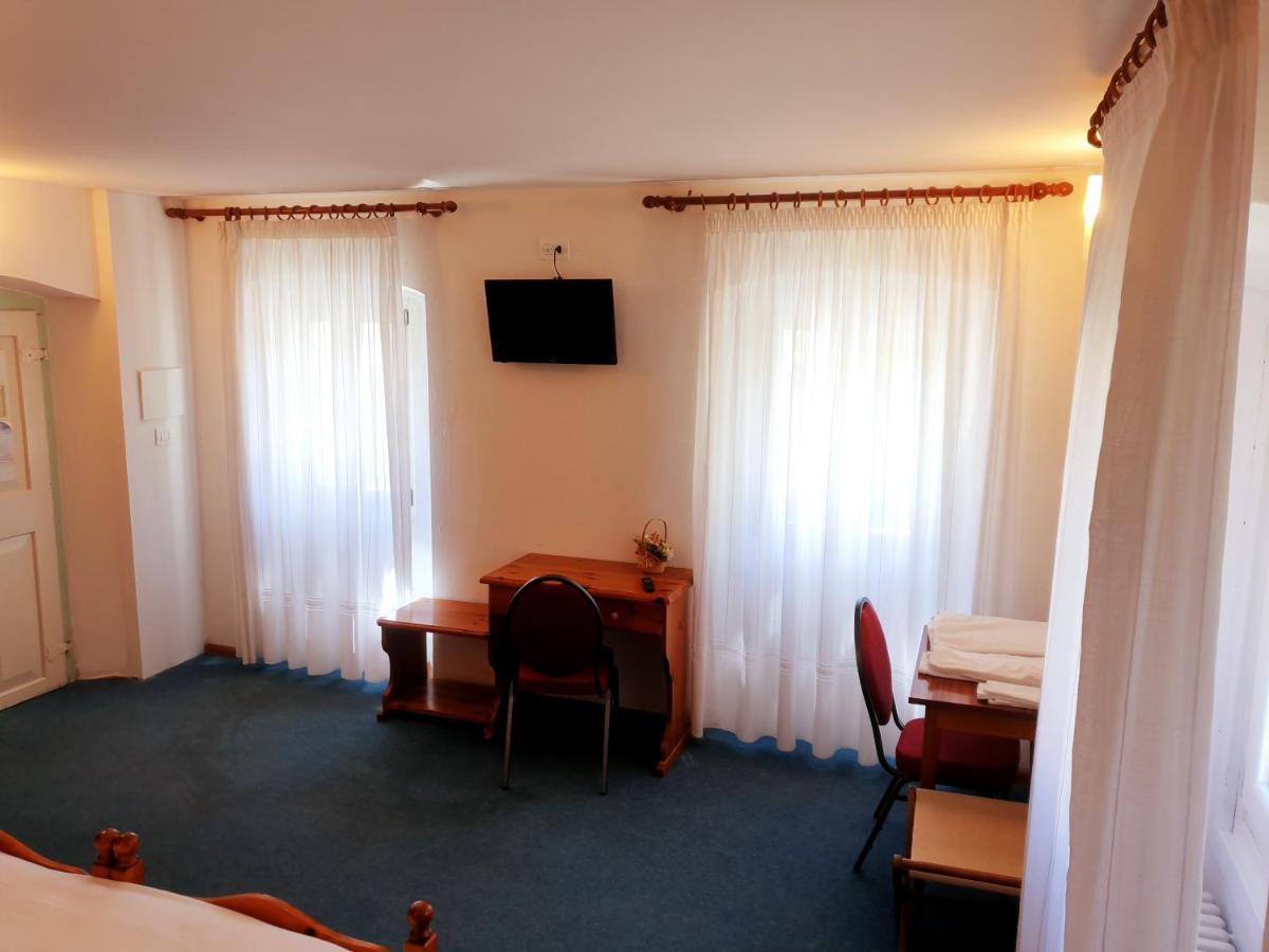 Albergo Trieste Lorenzago Di Cadore Eksteriør billede