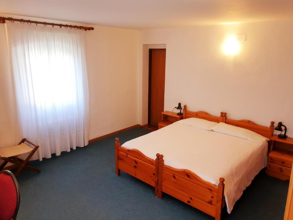 Albergo Trieste Lorenzago Di Cadore Eksteriør billede